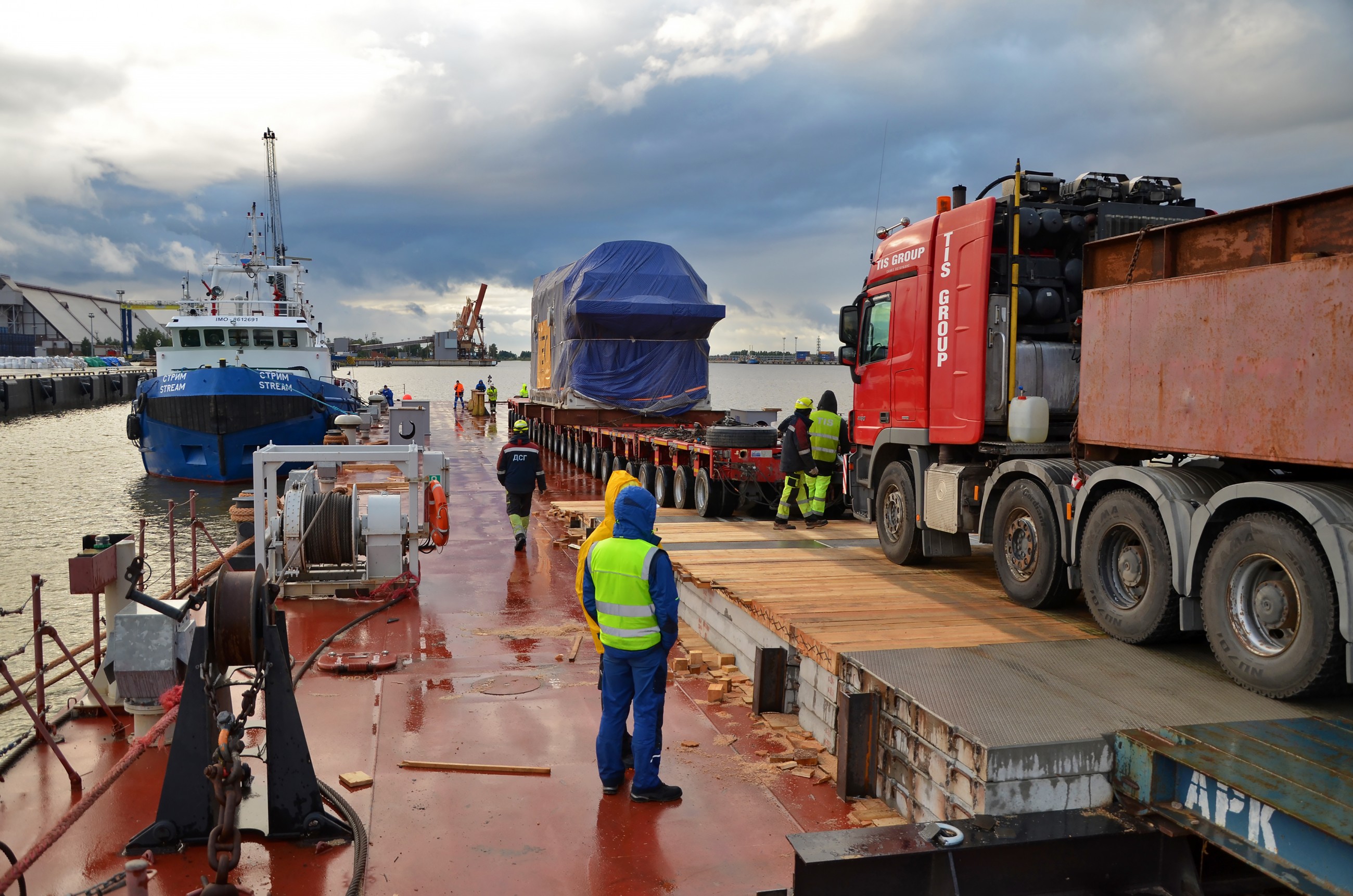 Transportation of large-capacity equipment from St.Petersburg to Bautino